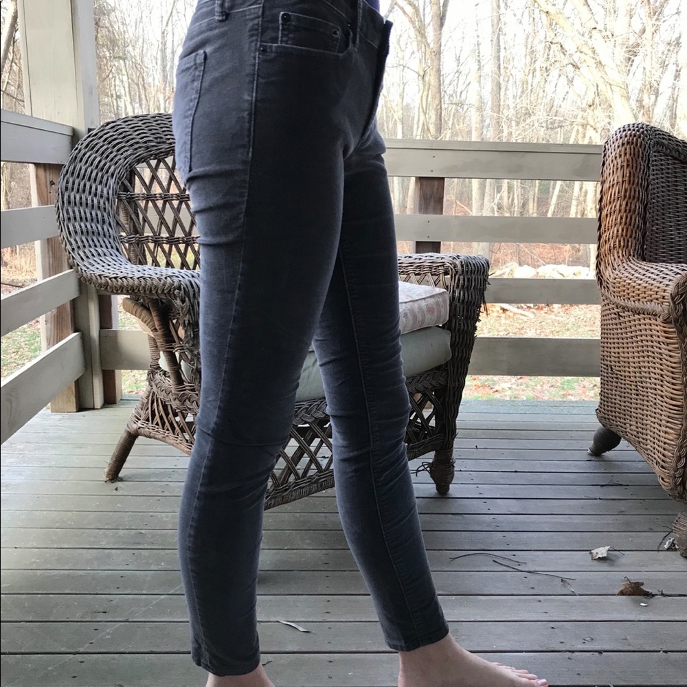 GAP Gray Velveteen Skinny Jeans Size 26